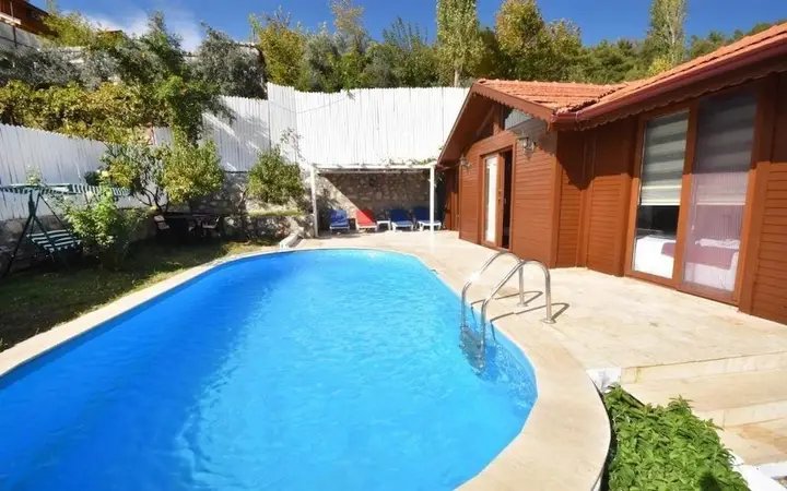 Исламлар: Villa Honey