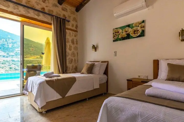 Исламлар: Villa Bal 1