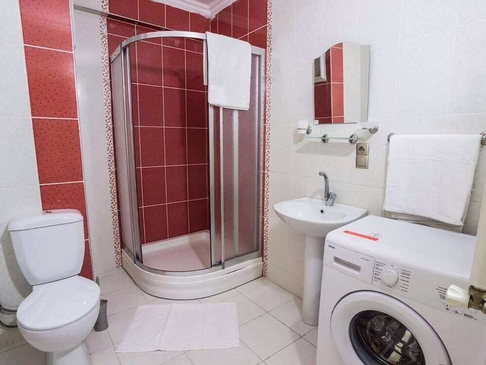 Йомра: Denge Apart