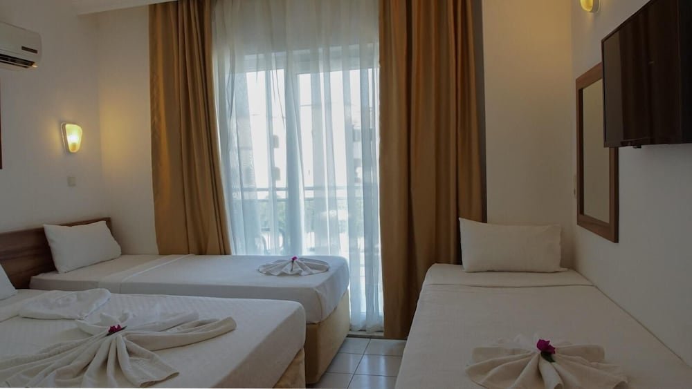 Гёйнюк: Monna Roza Beach Resort Hotel