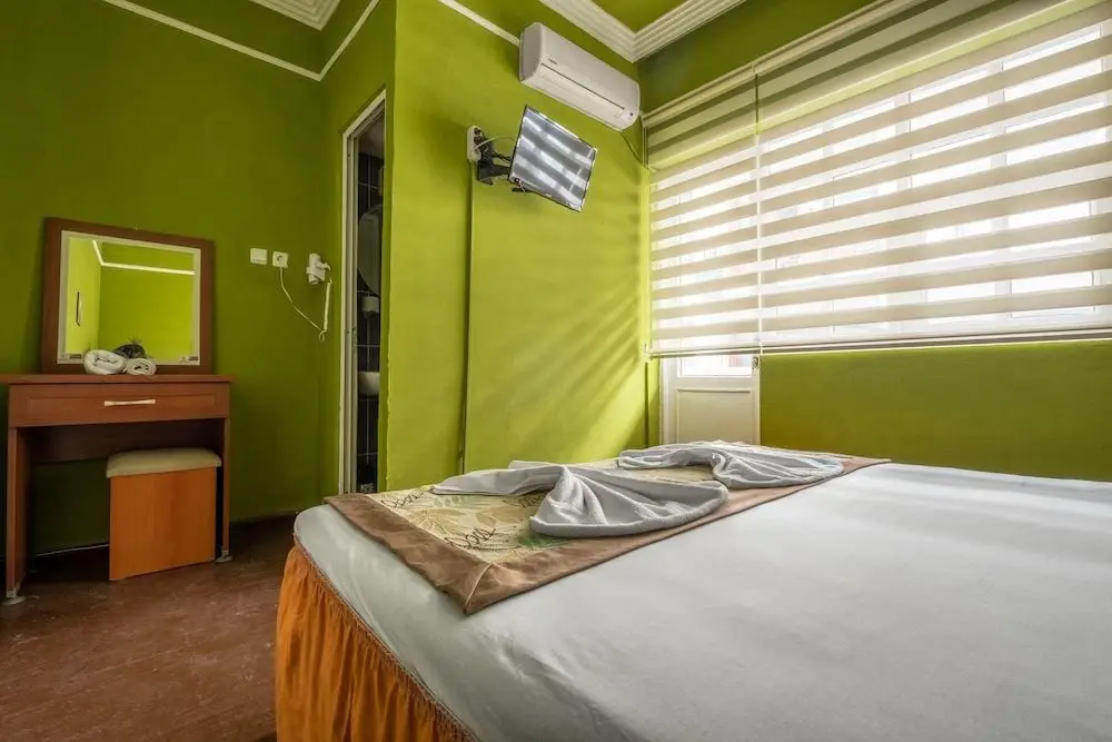 Анталья: Gold Coast Hostel