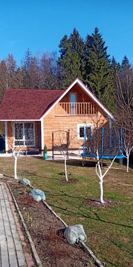 Солнечногорск: Гостевой дом ПРИБРЕЖНОЕ