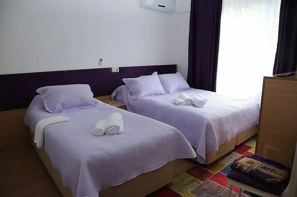 Унье: Antik Otel Unye