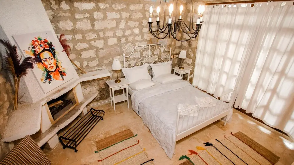 Чешме: Firuze Alaçatı Otel Meyhane