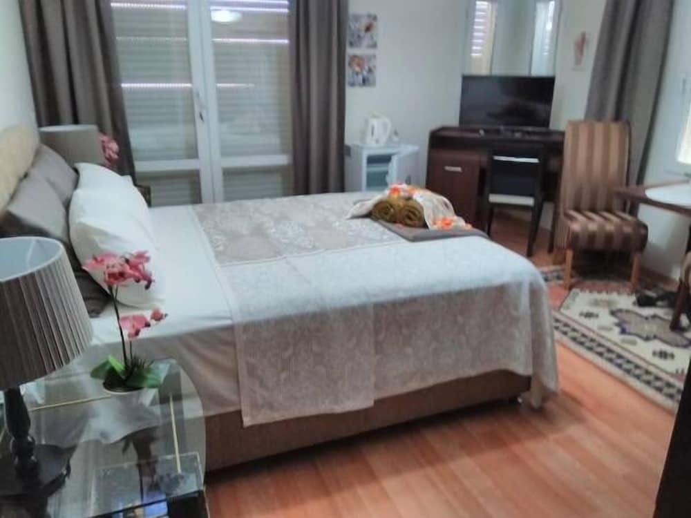 Кушадасы: Gaby Apartments Kusadasi
