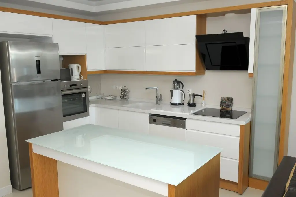 Чешме: Saatli Apart Otel