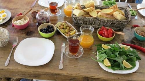 Тургутрейс: Azure Wellness Retreat - Adults Only