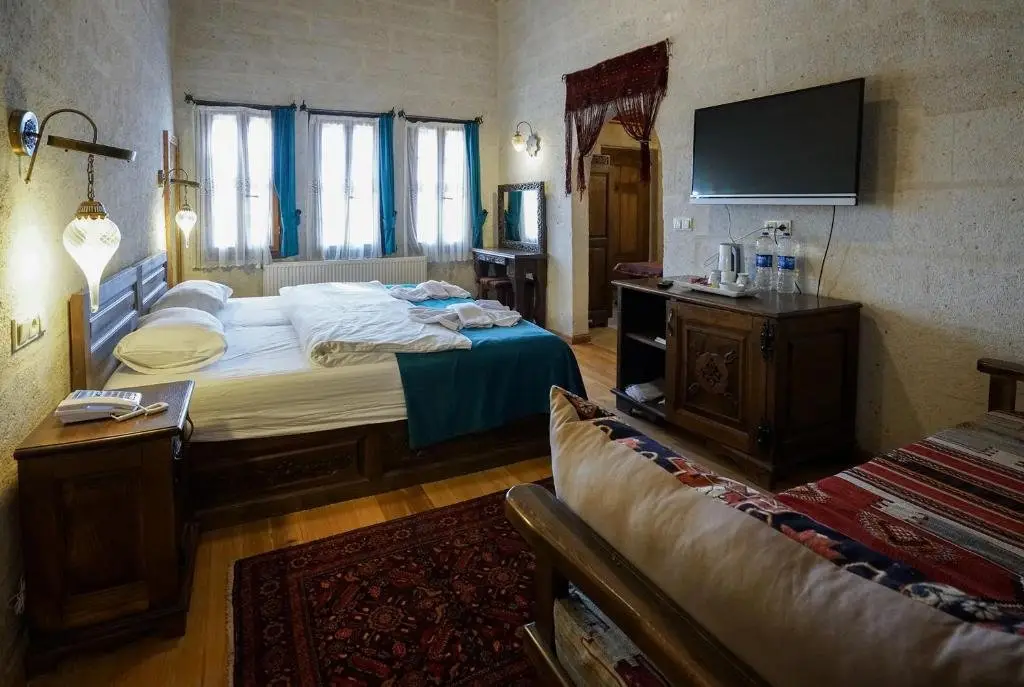 Аванос: Yoruk Stone House