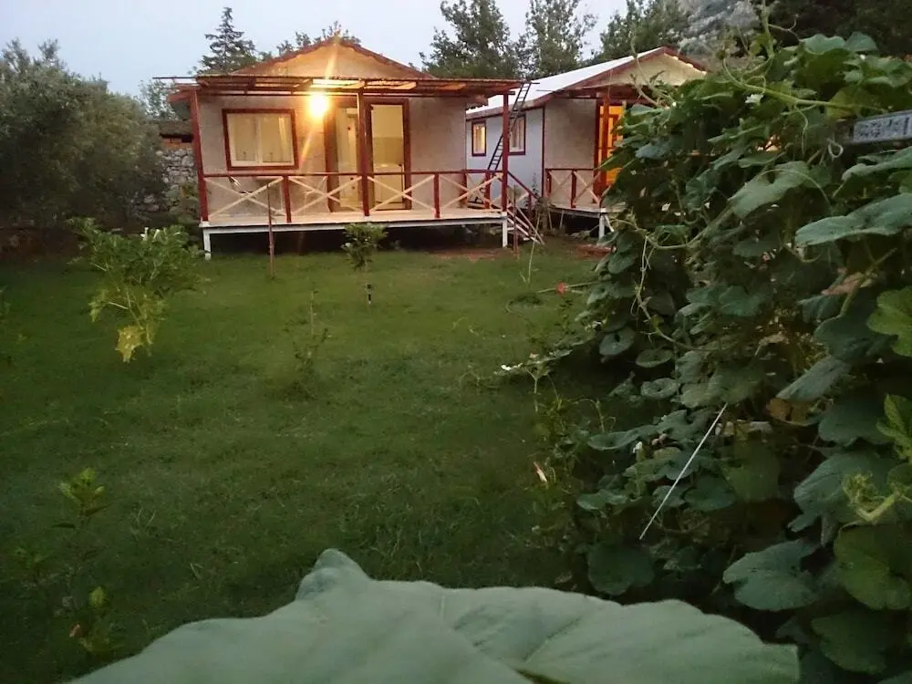 Кумлюбюк: Calba Garden House