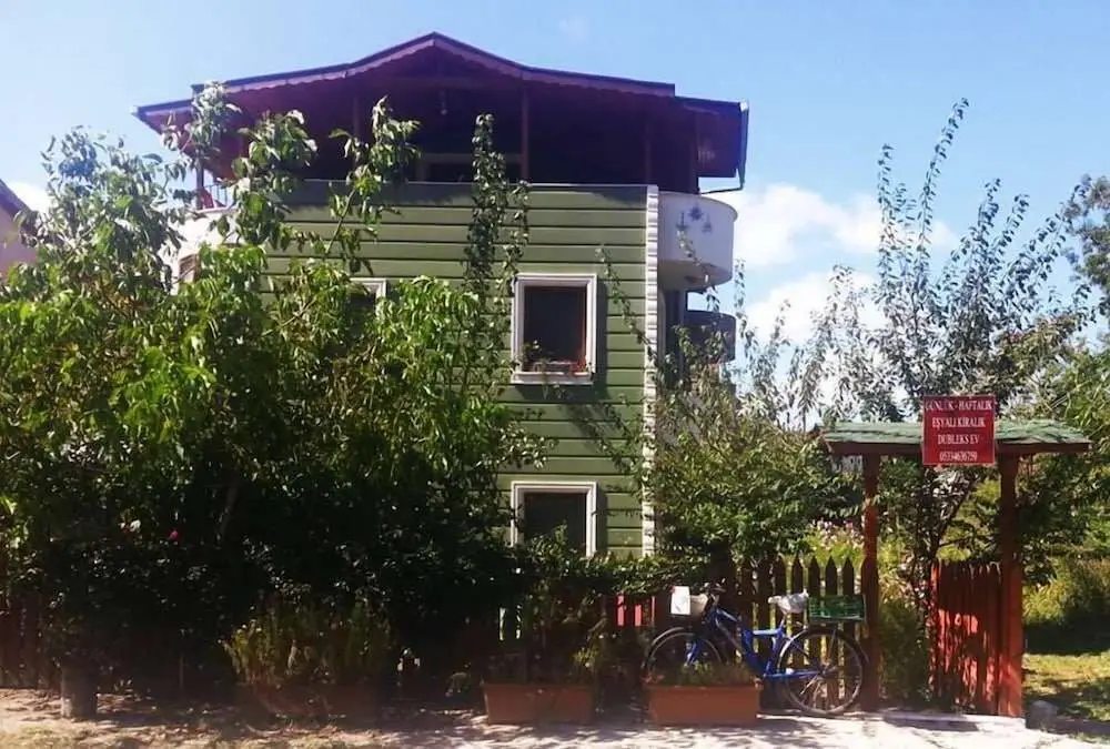 Сайл: Marina Deluxe Villa