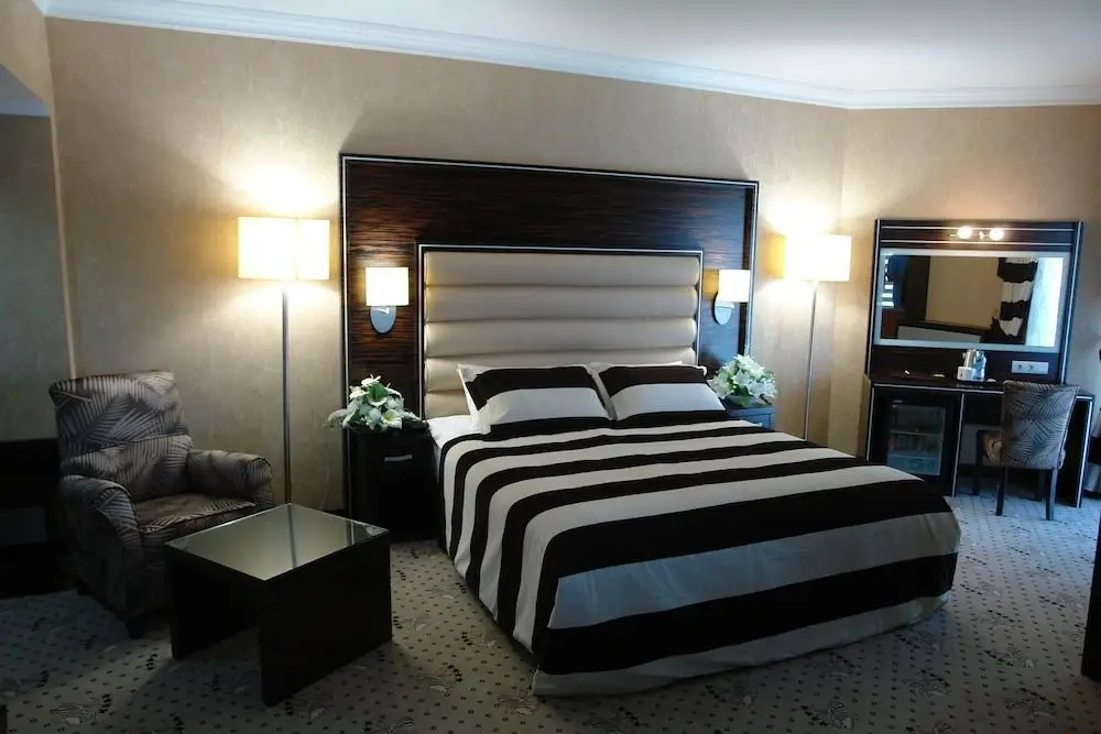 Татван: Hotel Tatvan Kardelen