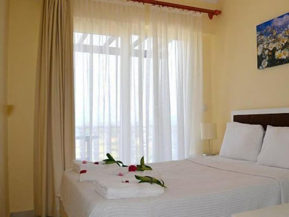 Милас: Turquoise Homes Adabuku 2 Bedrooms
