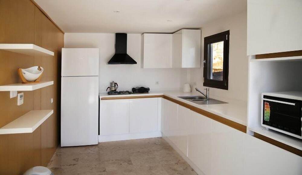 Торба: Villa Sandra Torba - 5 Bedrooms