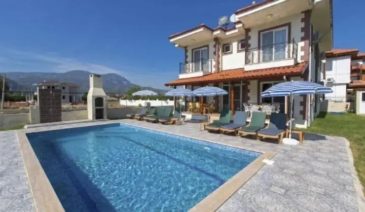 Дальян: Mutlu Yasam Villalari 6 Bedrooms