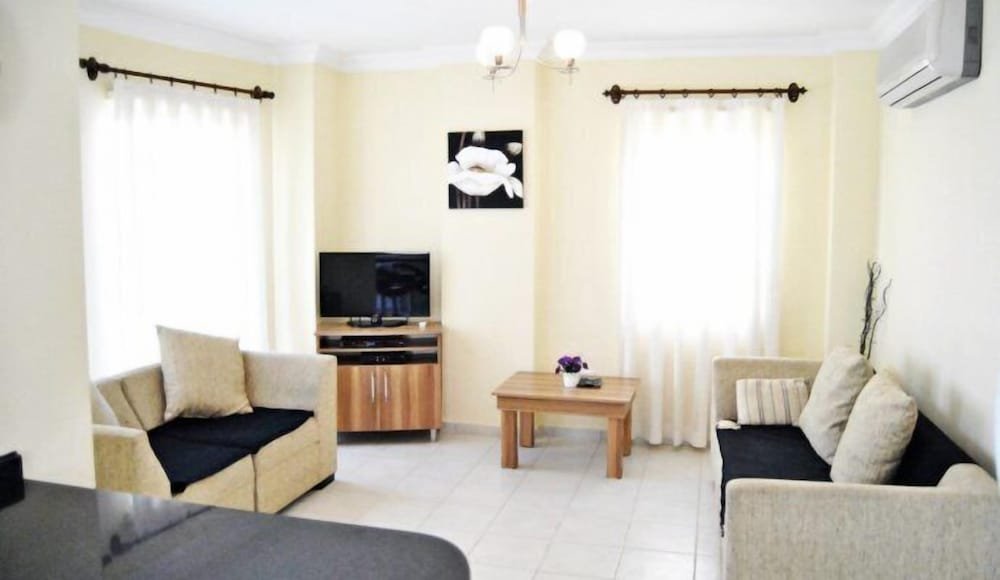 Милас: Turquoise Residence 3 Bedrooms with Pool