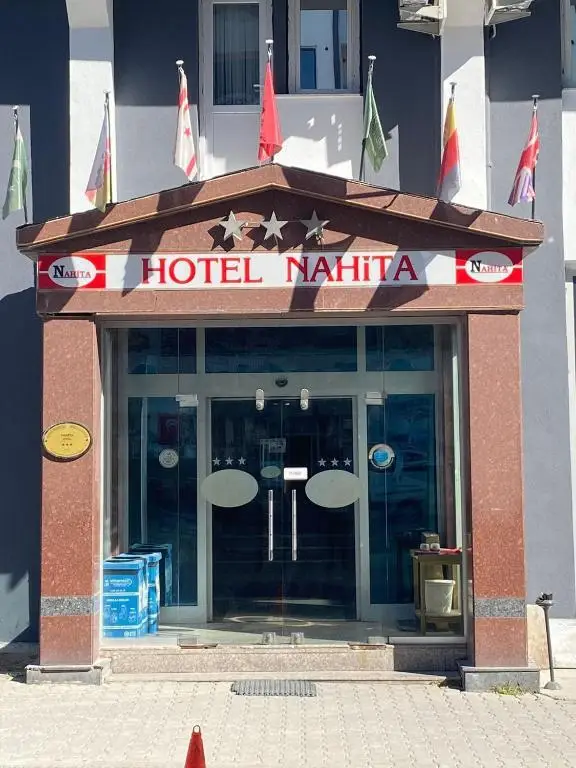 Nahi̇ta Hotel — фото 1