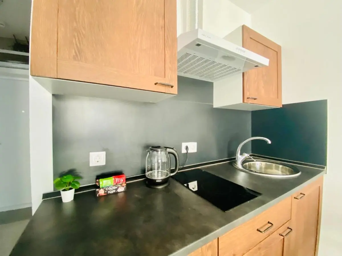 Котельники: Sosnovaya 5 Apartment 2 минуты от метро Котельники