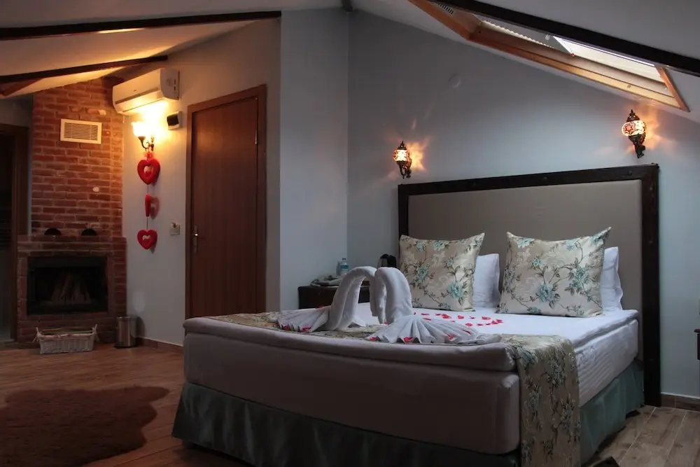 Сайл: Beyaz Konak Hotel