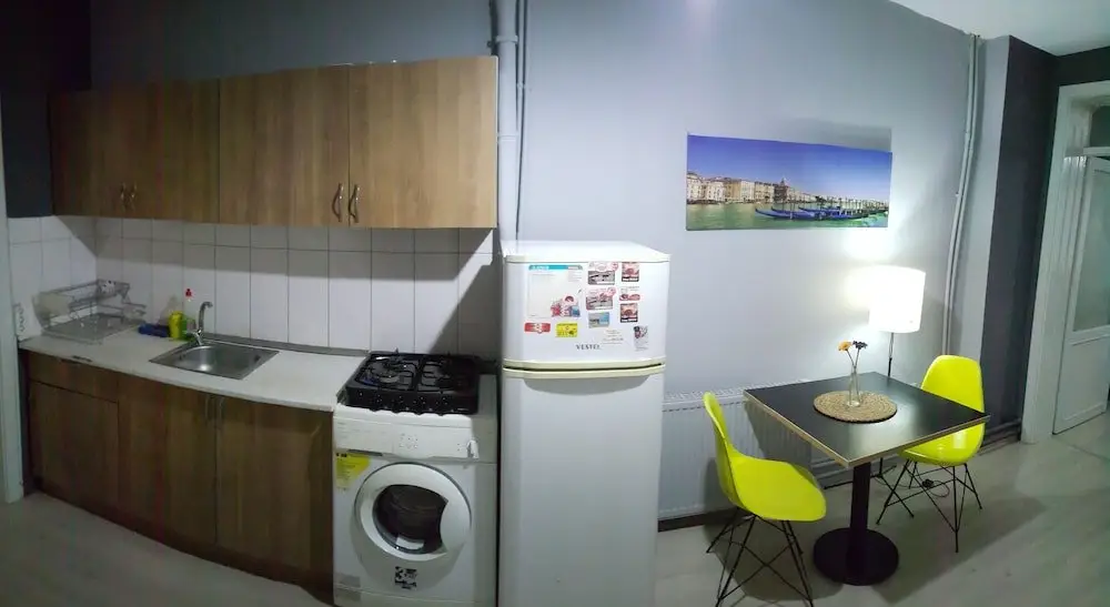 Бурса: Eves Home Pension