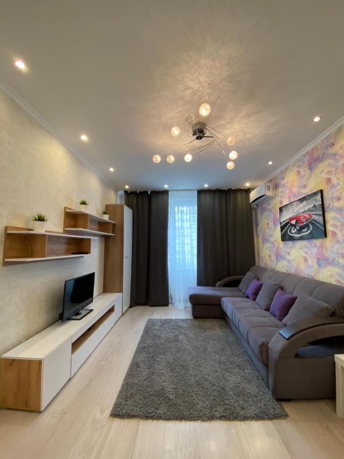 Красногорск: Apartments on Kosmonavtov 5