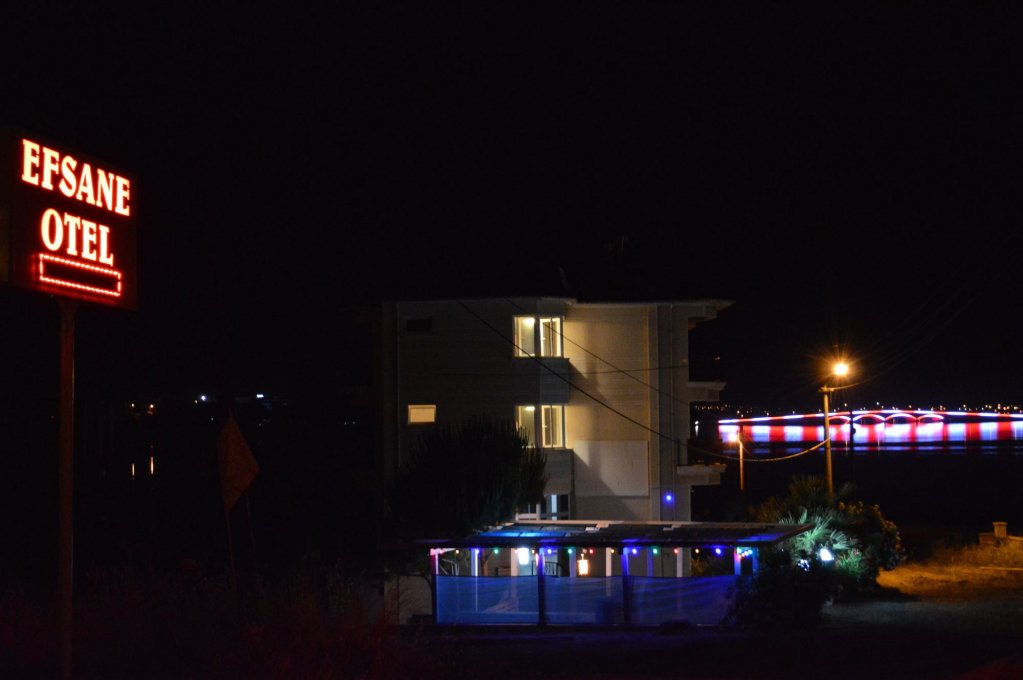 Айвалык: Efsane Hotel