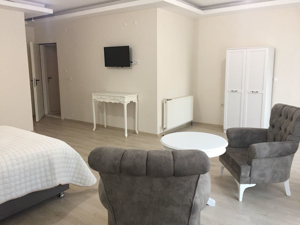 Измит: Myhouse Gold