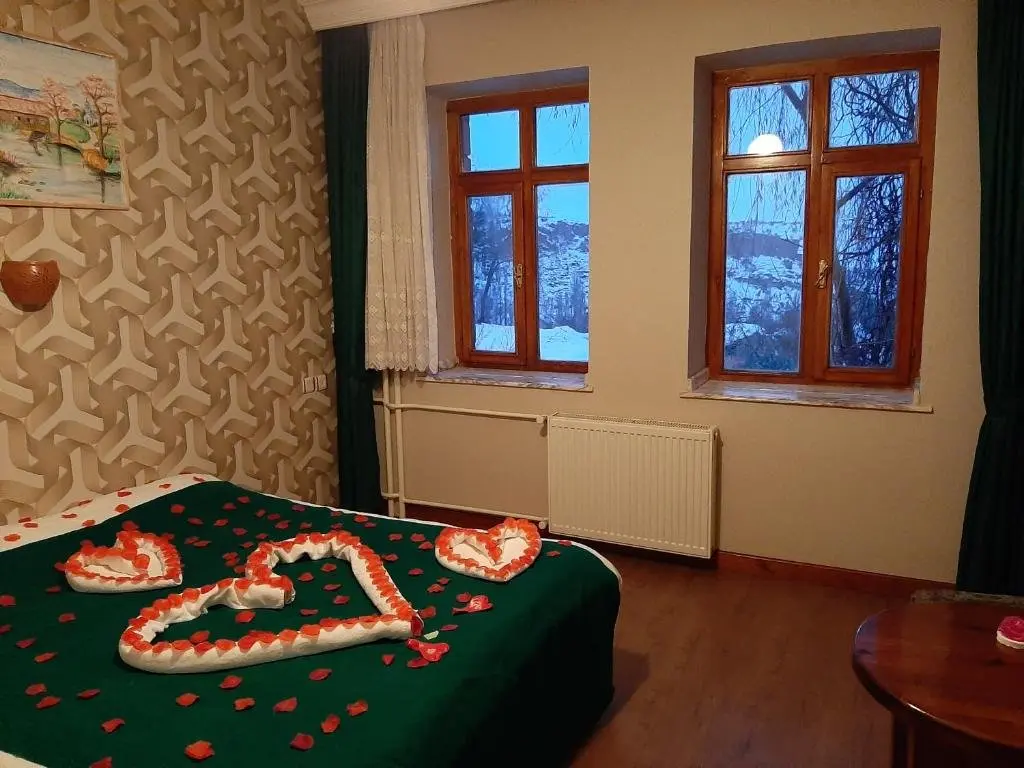 Гюзельюрт: Kapadokya Stonelake Hotel
