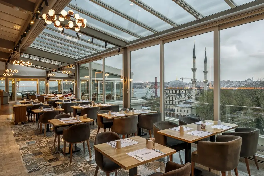 Стамбул: Отель Port Bosphorus