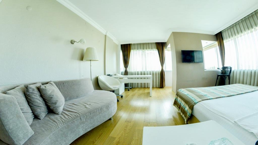 Измир: Wox Ew Hotel