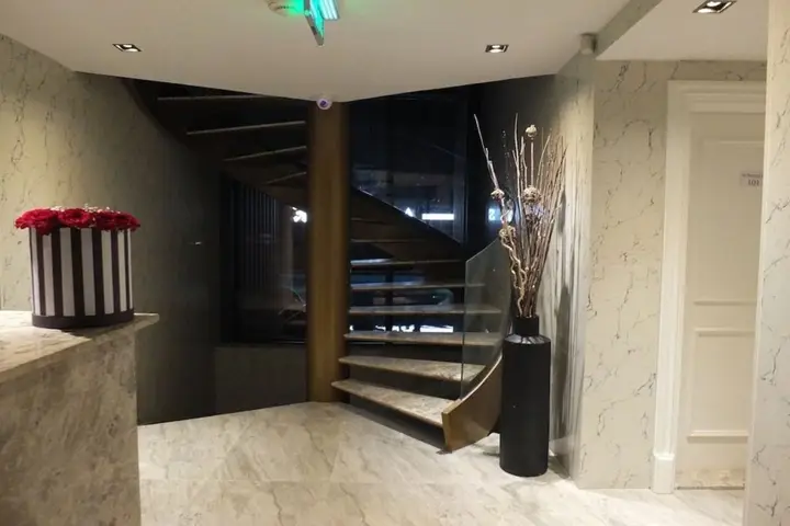 Чешме: Sevilla Otel