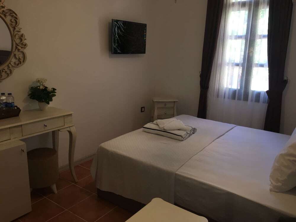 Айвалык: Cundahan Otel