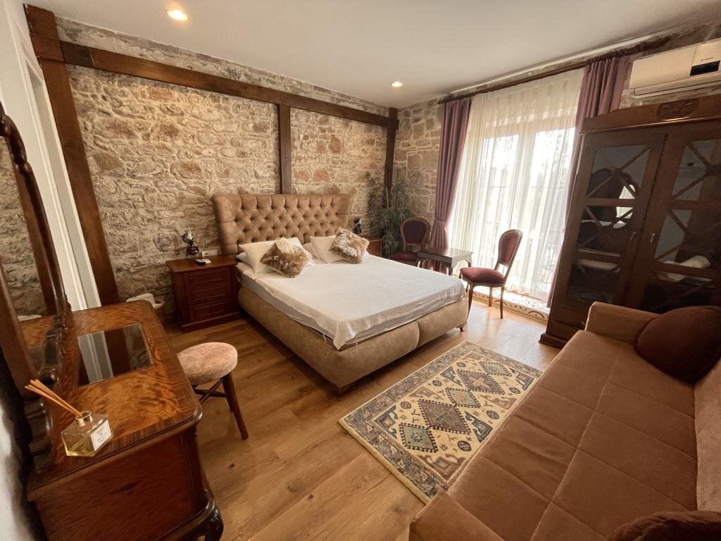 Cunda TheLara Otel — фото 1