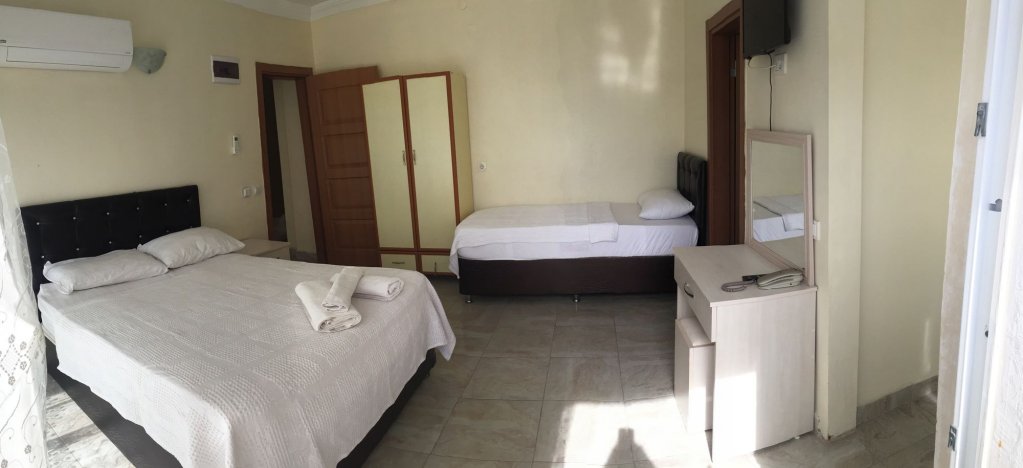 Силифке: Holiday Hotel