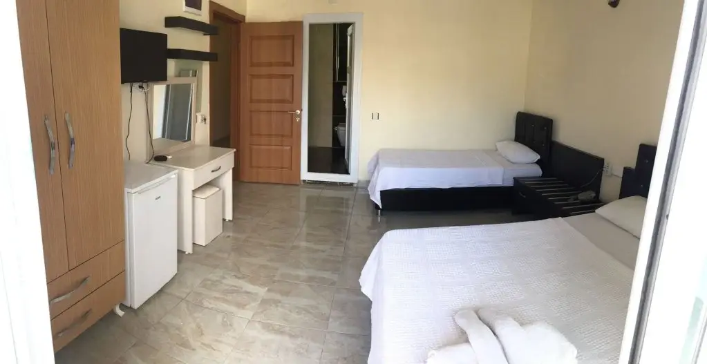 Силифке: Holiday Hotel