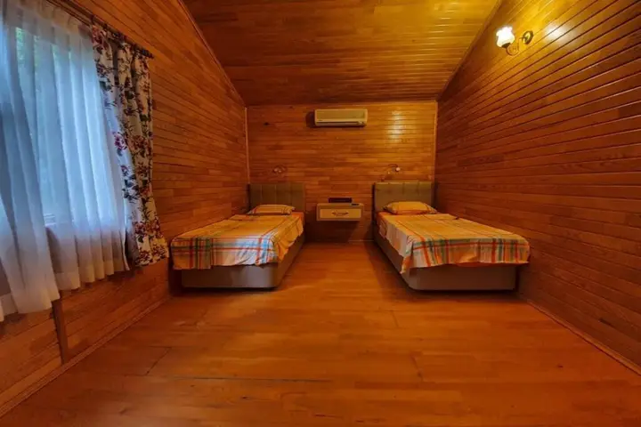 Чиралы: Oblomov Hotel