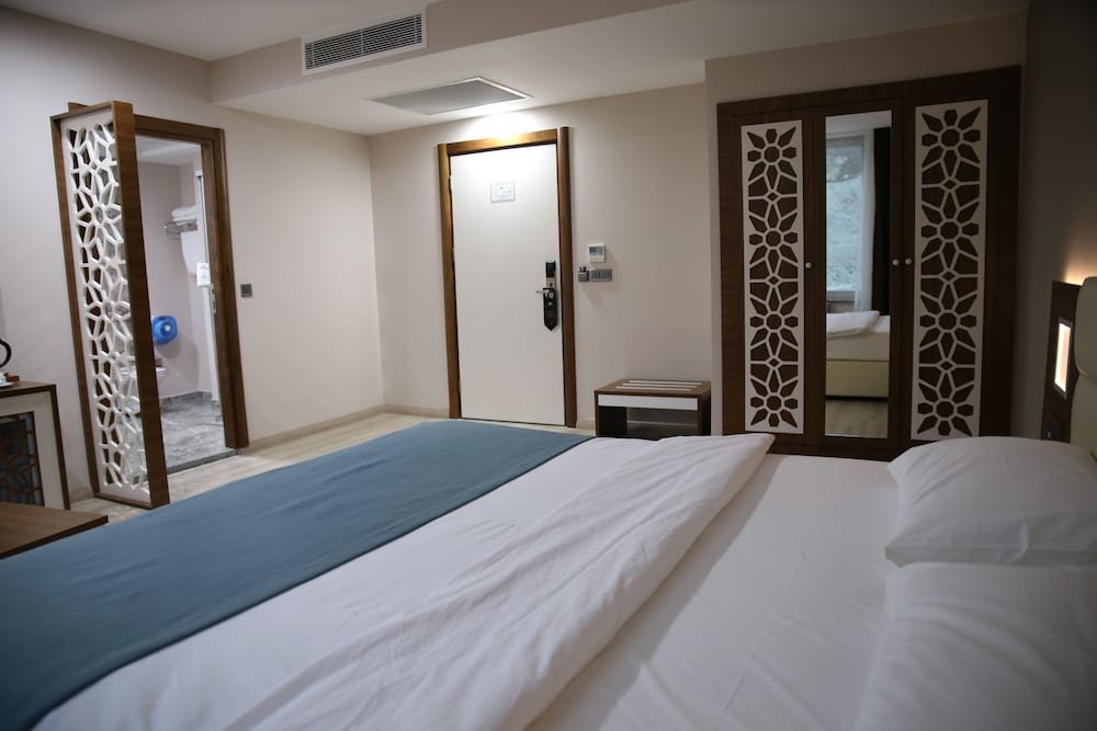 Артвин: Grand Hotel Artvin