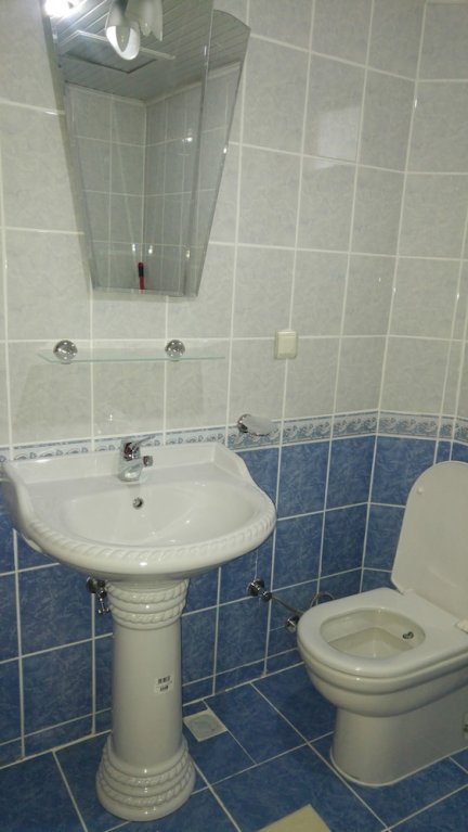 Исламлар: Uzumlu Apart