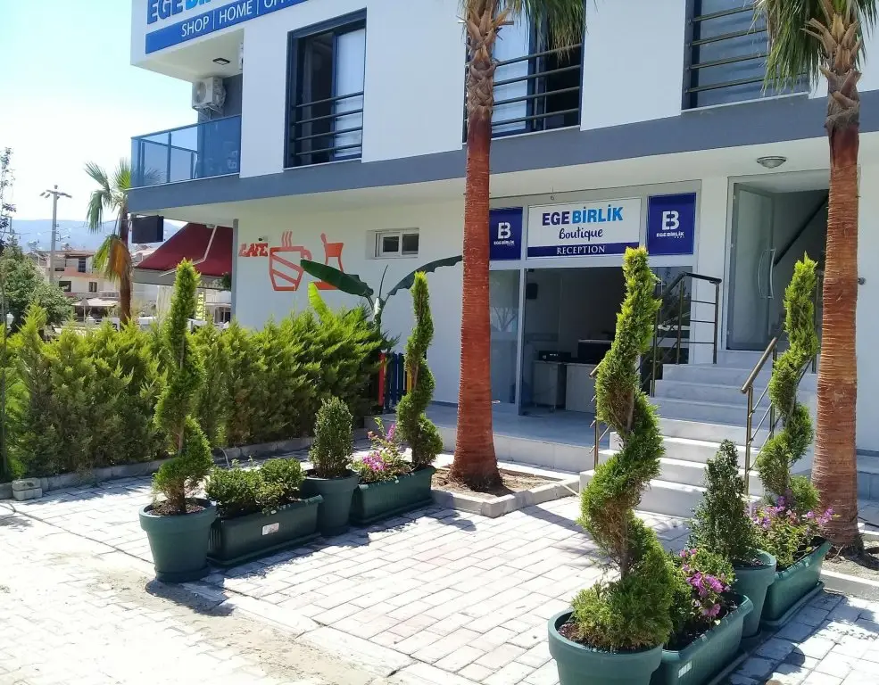Ege Birlik Boutique — фото 1