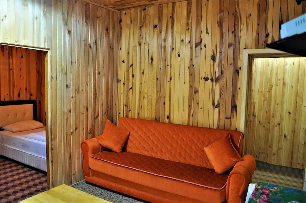 Узунгёль: Yaren Otel