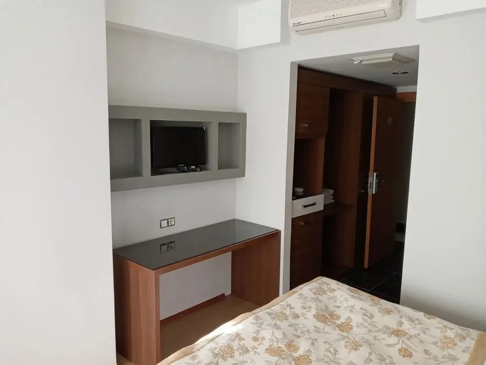 Бостанки: Hotel Barcelona Yusufeli