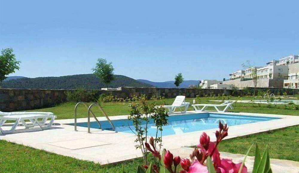 Милас: Flamingo Country Club Adabuku 2 Bedrooms