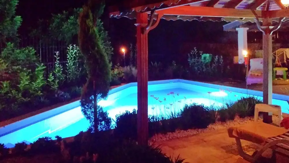 Согучак: House With 4 Bedrooms in Kusadasi, With Private Pool and Enclosed Gard