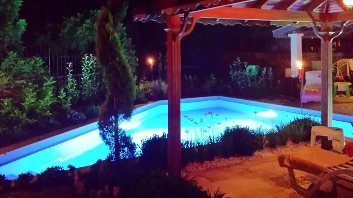Согучак: House With 4 Bedrooms in Kusadasi, With Private Pool and Enclosed Gard