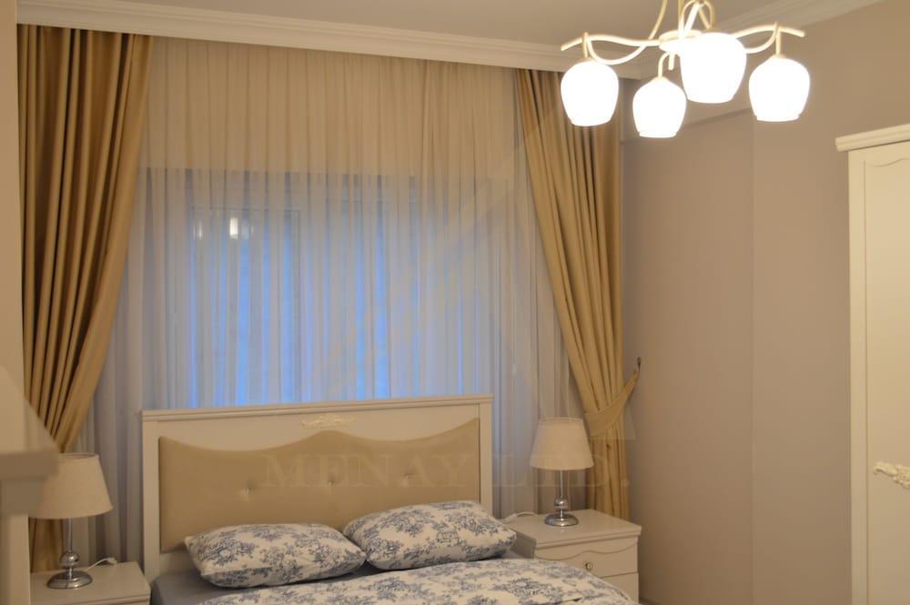 Йомра: Menay Properties - 3