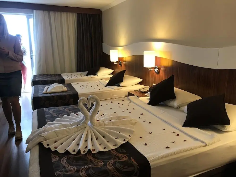Манавгат: Throne Beach Resort & Spa