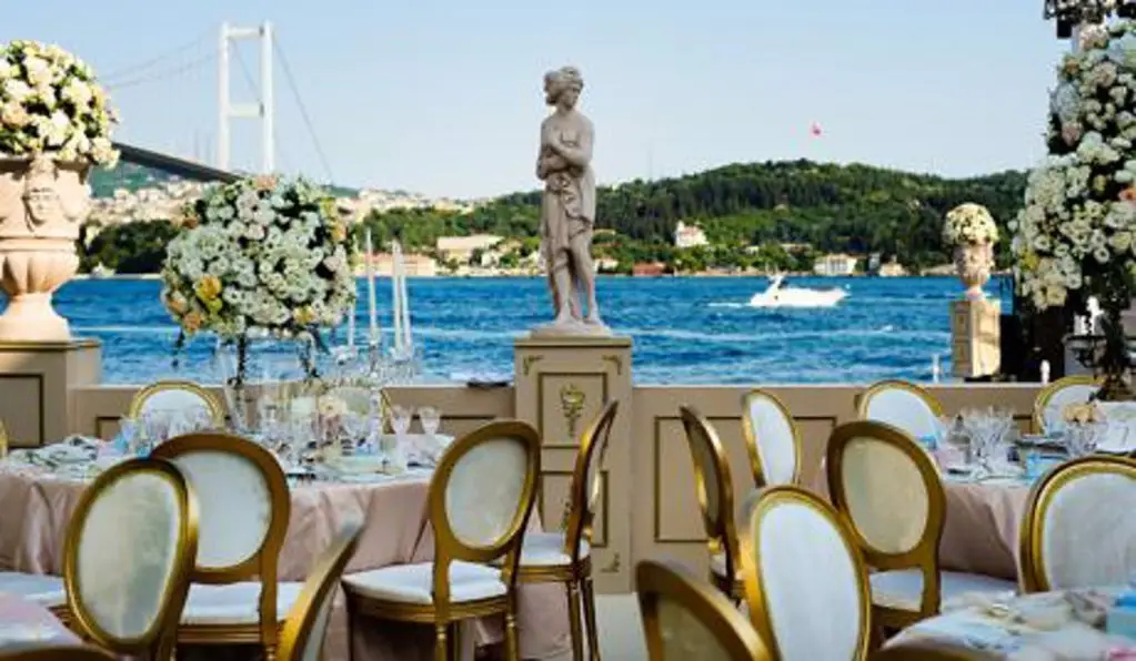 Стамбул: The Marmara Esma Sultan