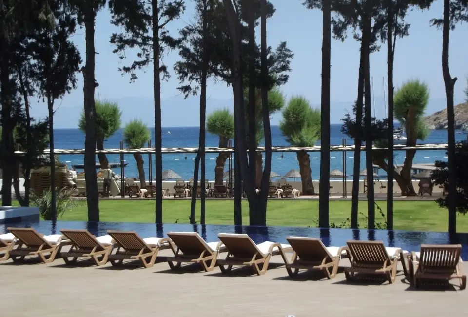 Акьярлар: Medis Hotel