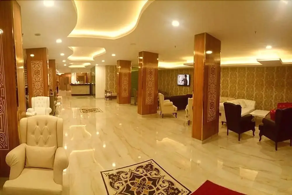Bayar Garden Beach Hotel — фото 1