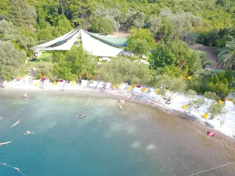 Paradise Island Beach Camping — фото 1