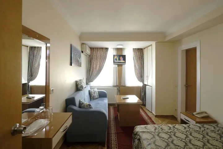 Стамбул: Hotel Ozbek